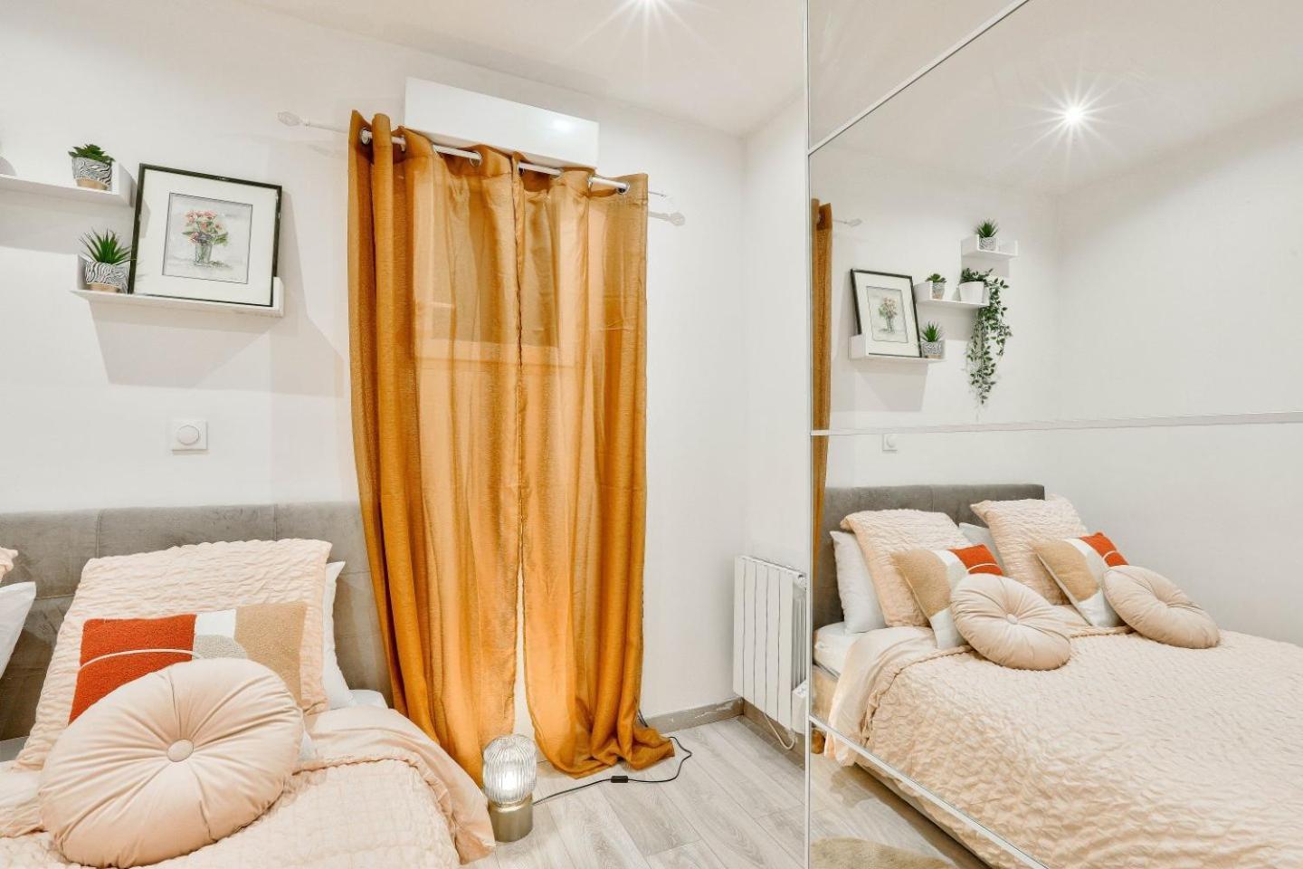 Le Nid Douillet Appartement Confortable A 5 Min Du Stade De France Et Proche De L'Aeroport Cdg Saint-Denis  Zewnętrze zdjęcie