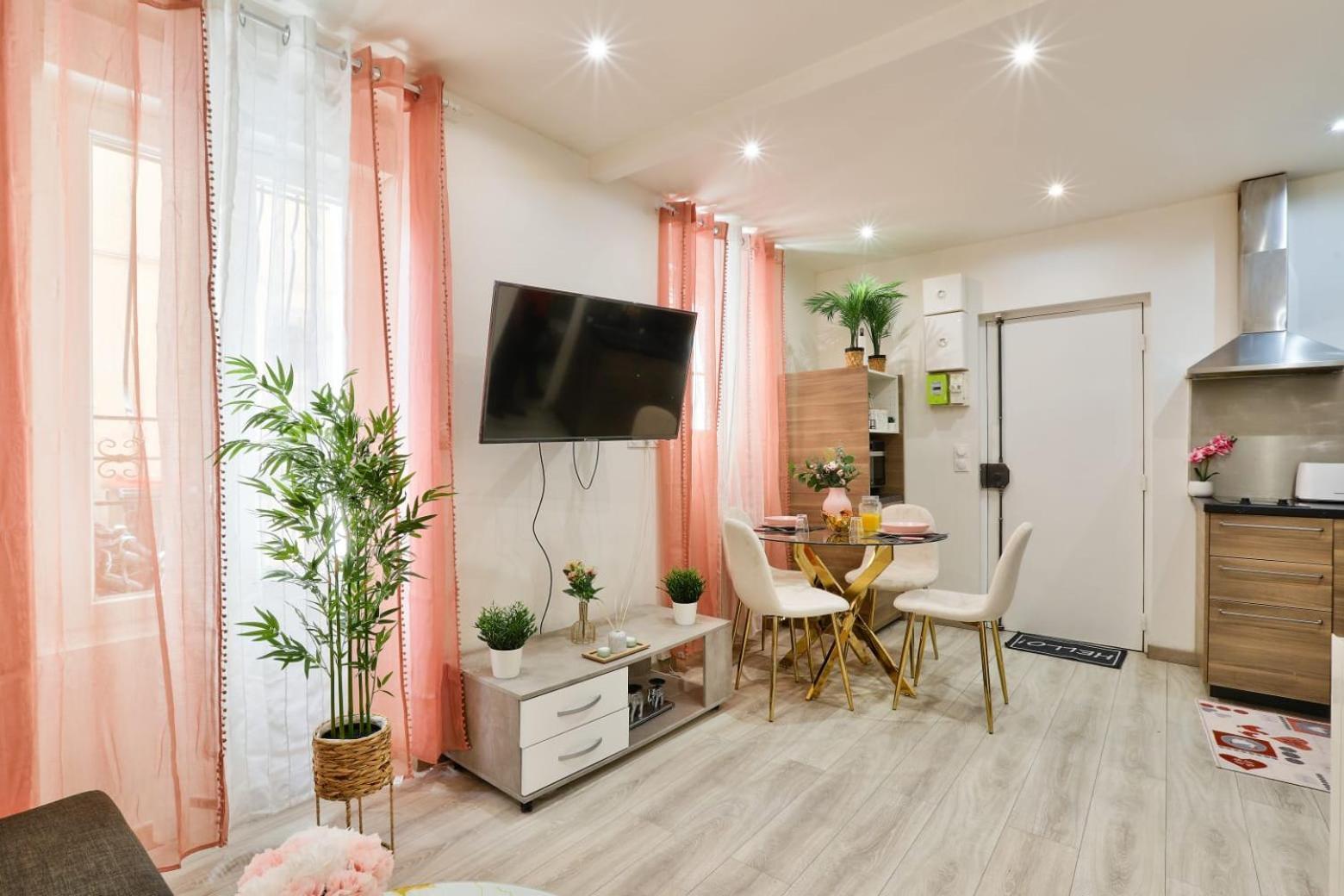 Le Nid Douillet Appartement Confortable A 5 Min Du Stade De France Et Proche De L'Aeroport Cdg Saint-Denis  Zewnętrze zdjęcie