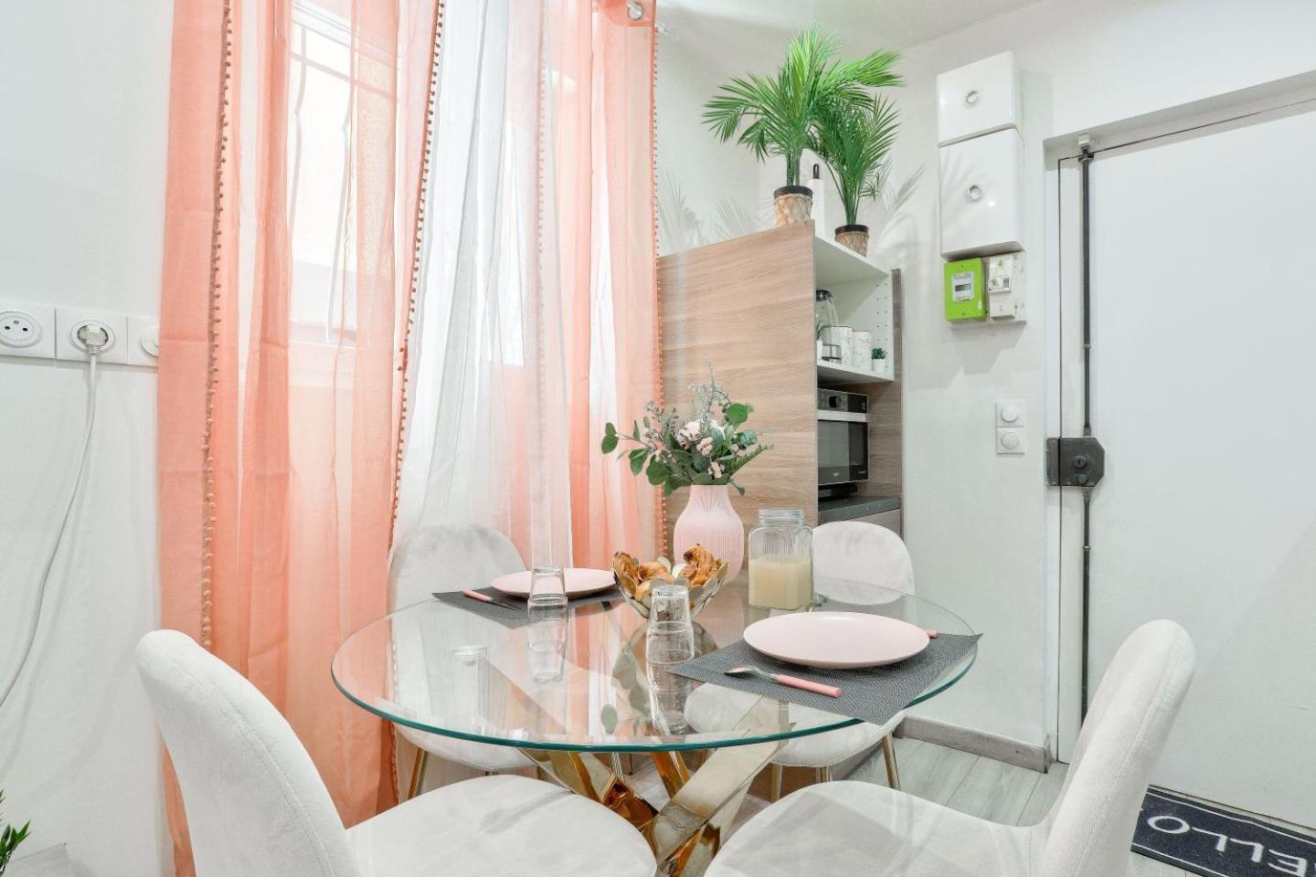 Le Nid Douillet Appartement Confortable A 5 Min Du Stade De France Et Proche De L'Aeroport Cdg Saint-Denis  Zewnętrze zdjęcie